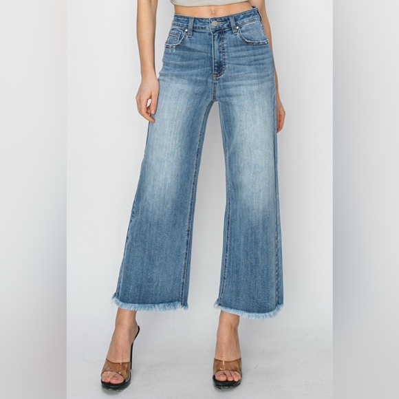 RISEN Raw Hem Cropped Wide Leg Jeans - Picture 3 of 6